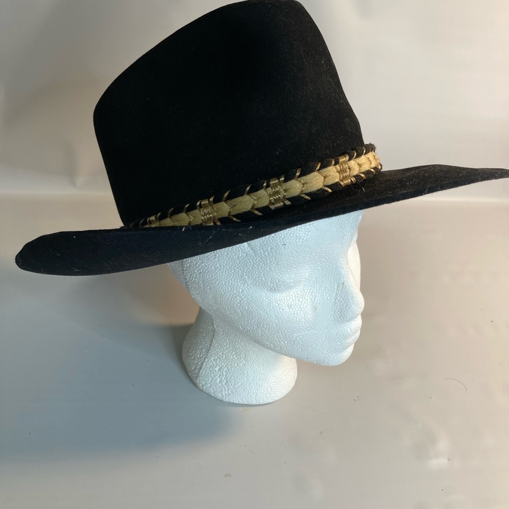 Dynafelt Mens water repellent fur blend black cowboy hat medium.